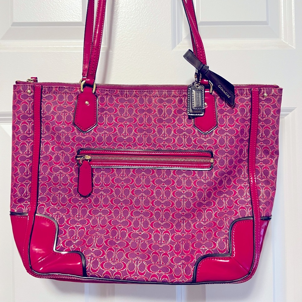🩷 Coach Poppy 🩷 Signature shoulder bag